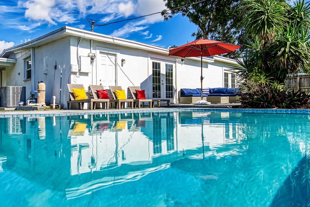 Airbnb Photographer in Hallandale Beach, Florida